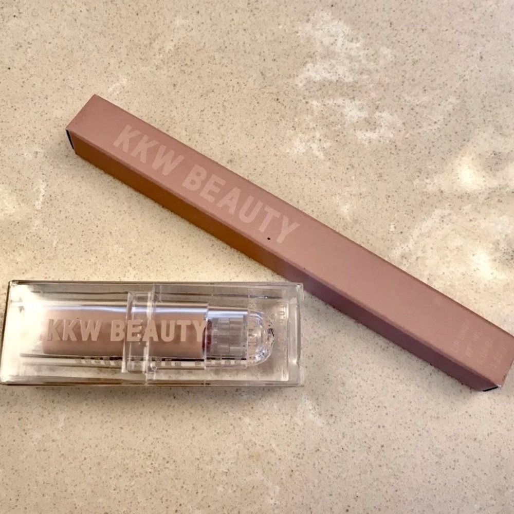 SOLD NEW KKW cosmetics lip kit